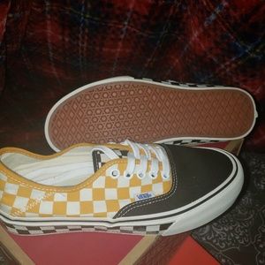 Vans Authentic